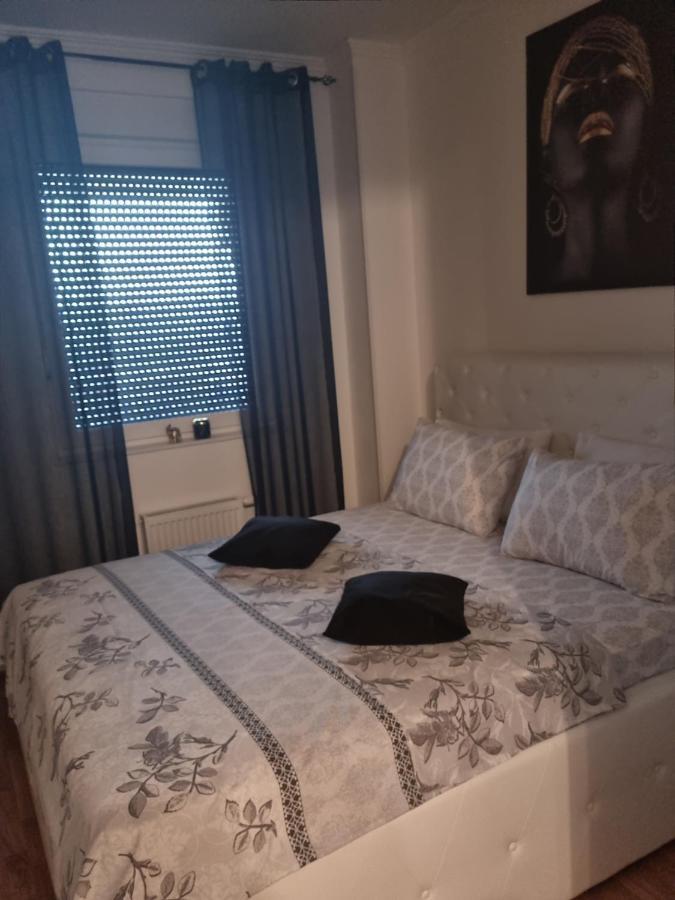 Apartman Anamarija Daire Banyaluka Dış mekan fotoğraf